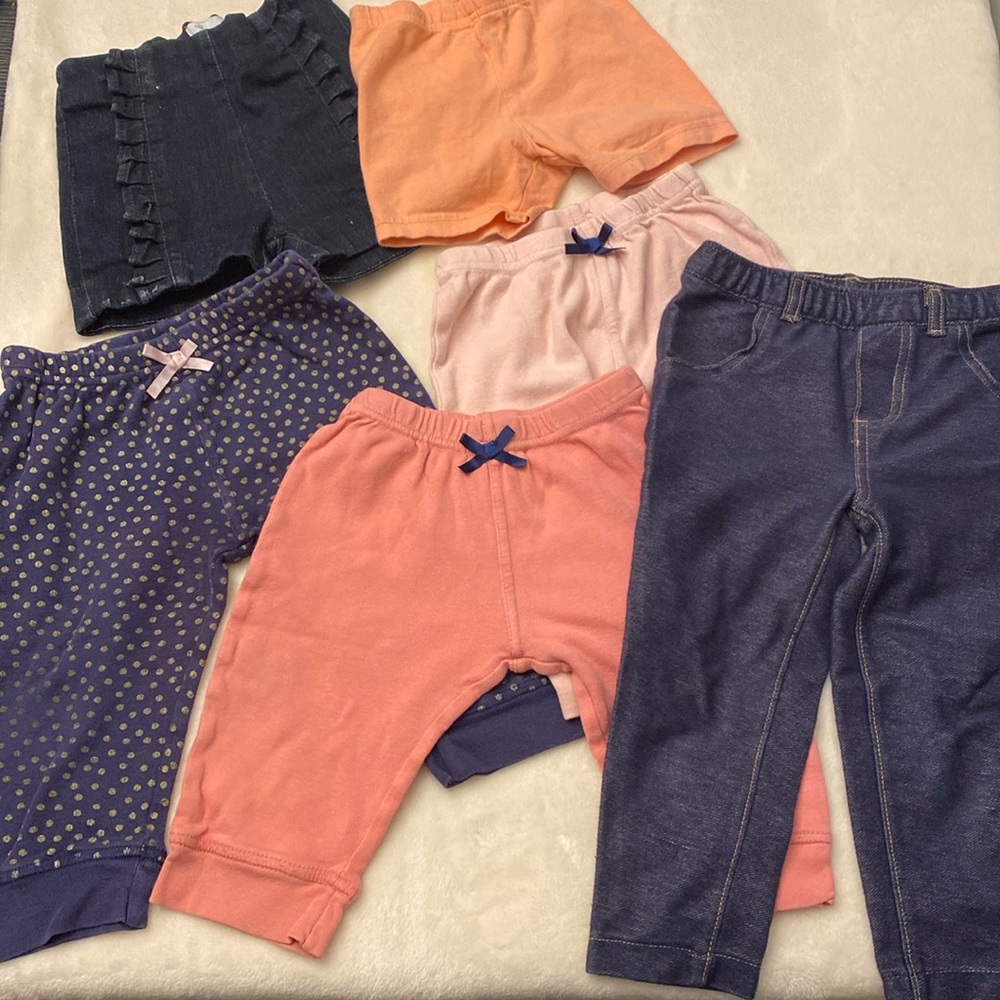 4 pants and 2 shorts -all sized 18 months